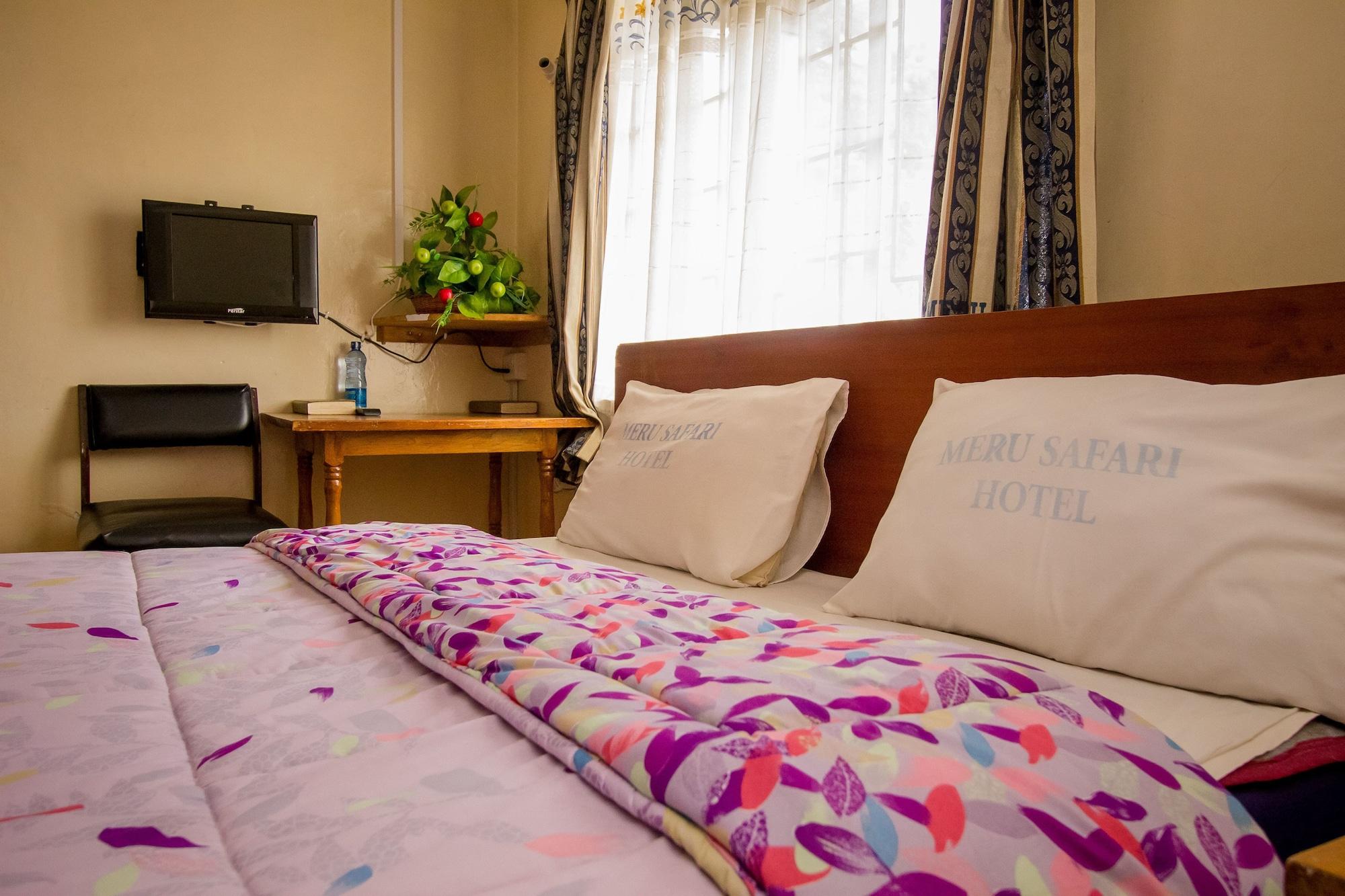Meru Safari Hotel ภายนอก รูปภาพ